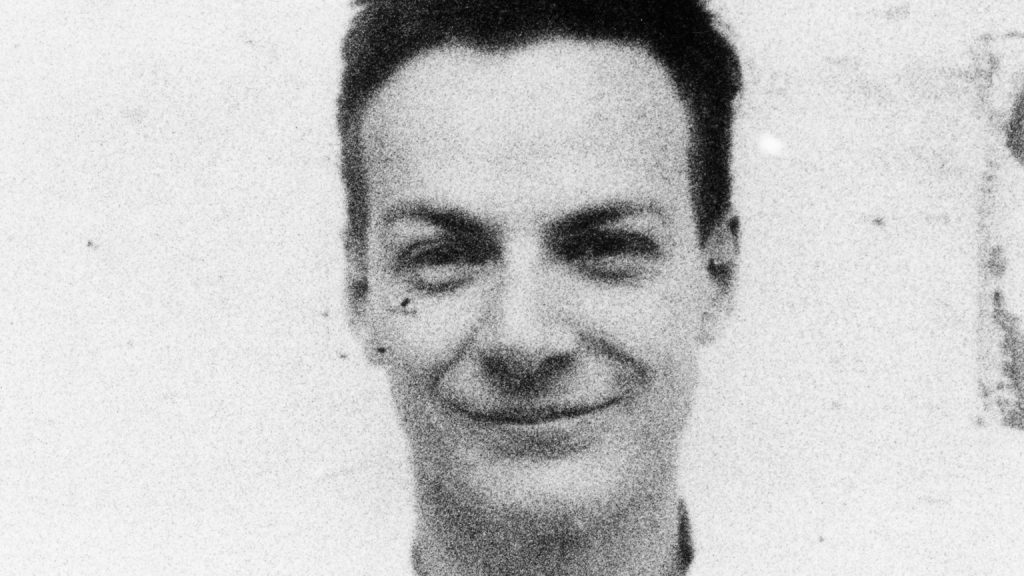 Richard Feynman trong ảnh nhận dạng của Los Alamos National Laboratory.