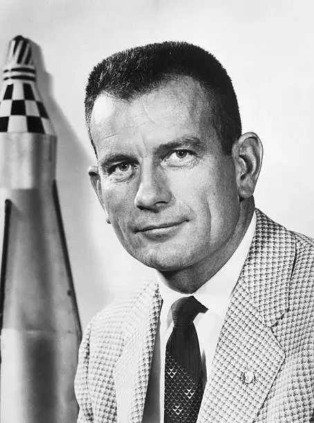 Ảnh tư liệu: Donald K. Slayton